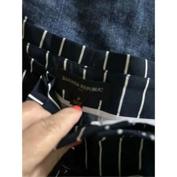 Banana Republic Size 0 Striped‎ Shorts - Picture 7 of 9